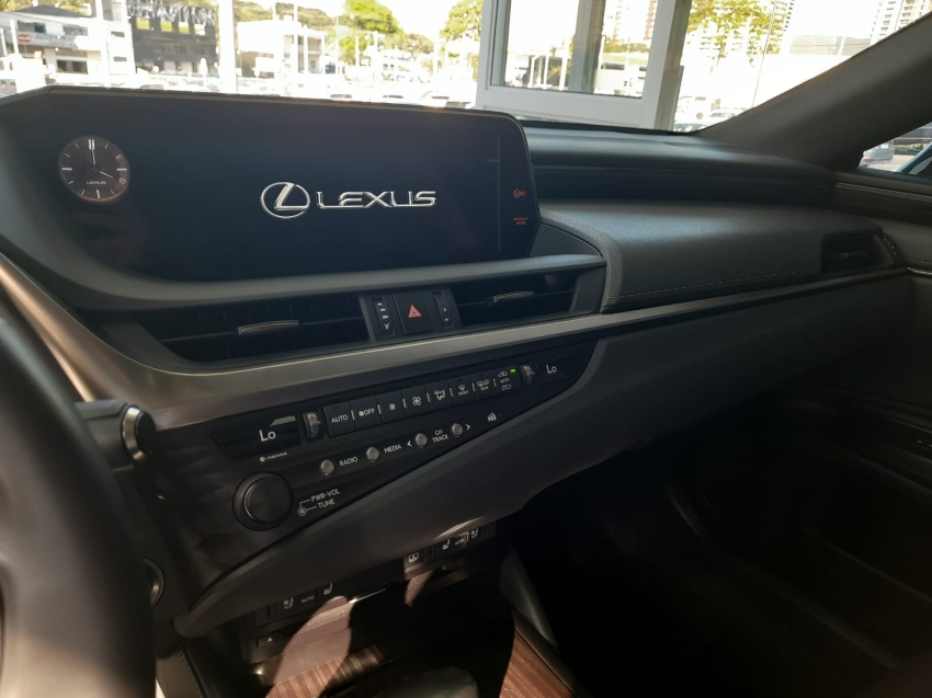 lexus es 300h 2.5 16v hibrido cvt 4p automatico 2019