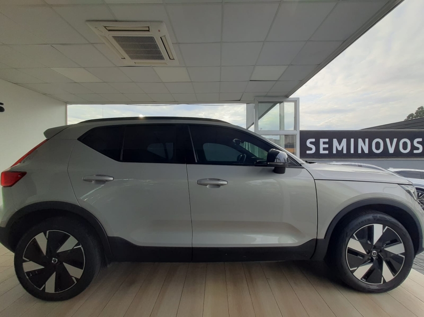 volvo xc40 p6 recharge electric plus 2.0 eletrico 4p automatico 2024