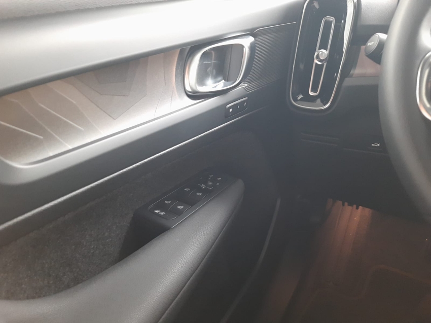 volvo xc40 p6 recharge electric plus 2.0 eletrico 4p automatico 2024