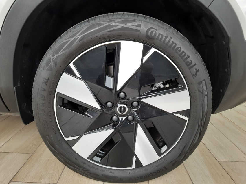 volvo xc40 p6 recharge electric plus 2.0 eletrico 4p automatico 2024