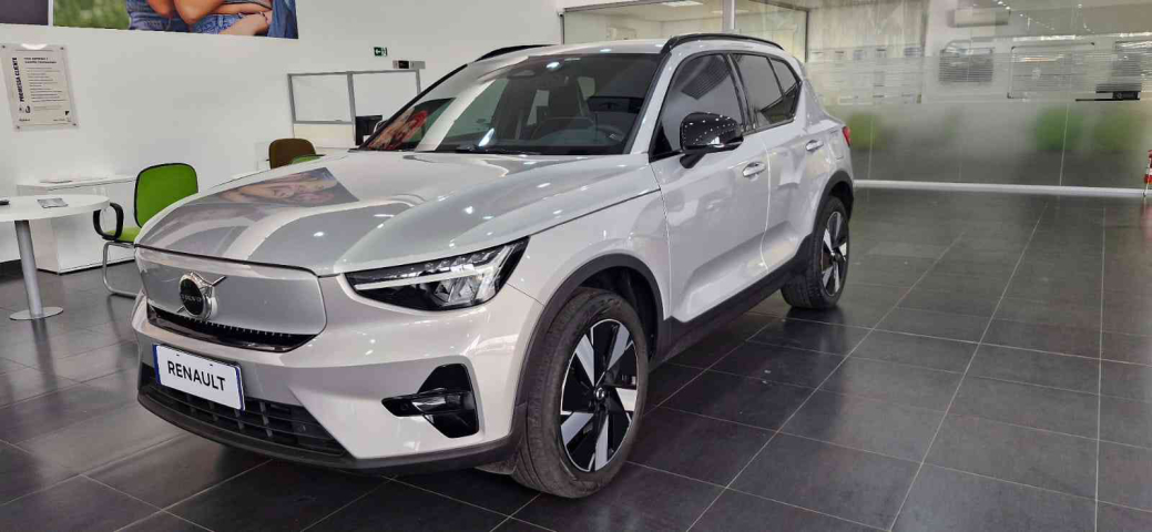 volvo xc40 p6 recharge electric plus 2024