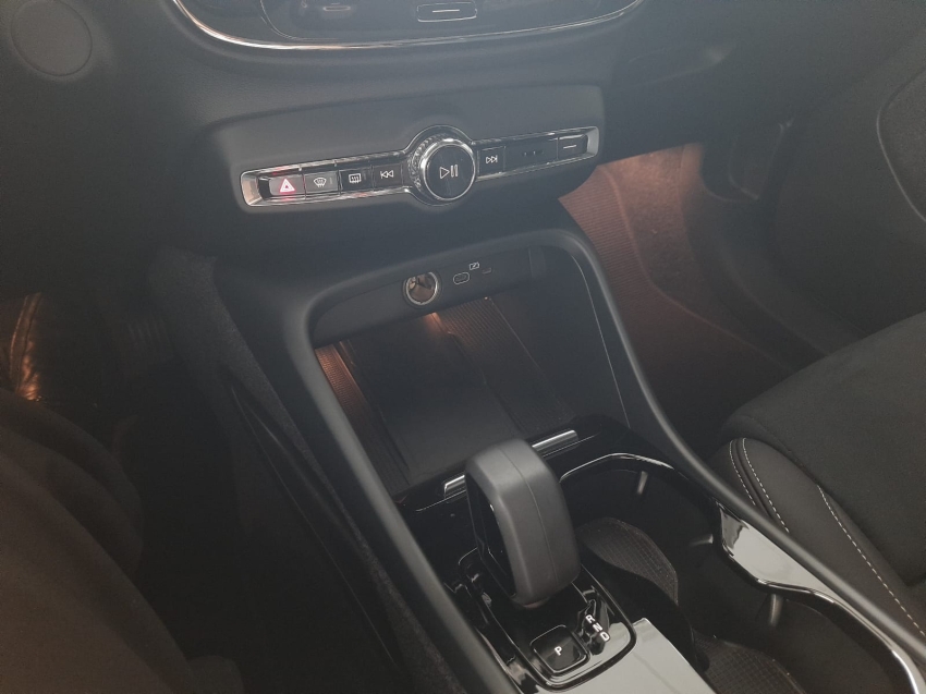 volvo xc40 p6 recharge electric plus 2.0 eletrico 4p automatico 2024