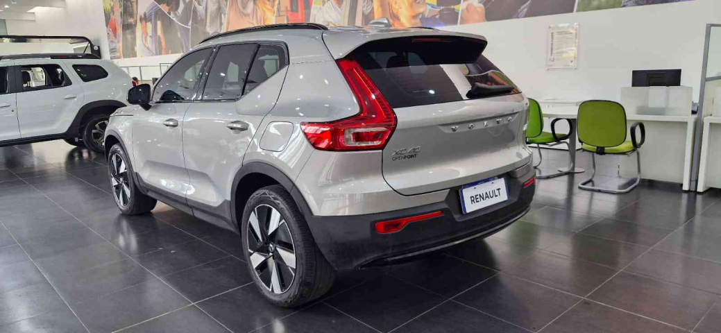 volvo xc40 p6 recharge electric plus 2024