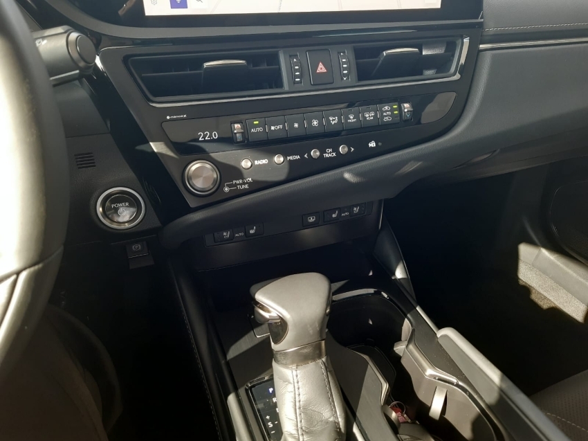 lexus es 2.5 hibrido automatico 2023