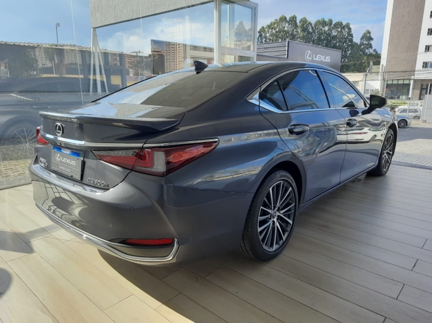 lexus es 2.5 hibrido automatico 2023