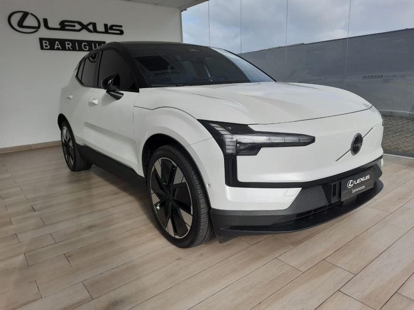 volvo ex30 automatico 2024