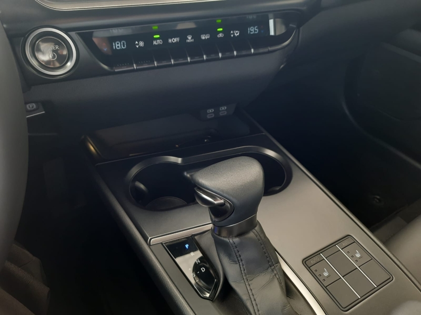 lexus ux 250h hibrido automatico 2023