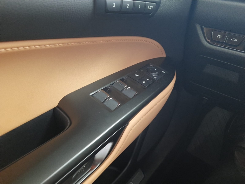 lexus nx 450h+ 2.5 phev awd cvt hibrido 4p automatico 2025