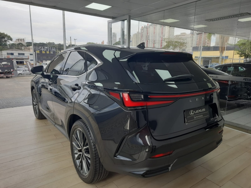 lexus nx 450h+ 2.5 phev awd cvt hibrido 4p automatico 2025
