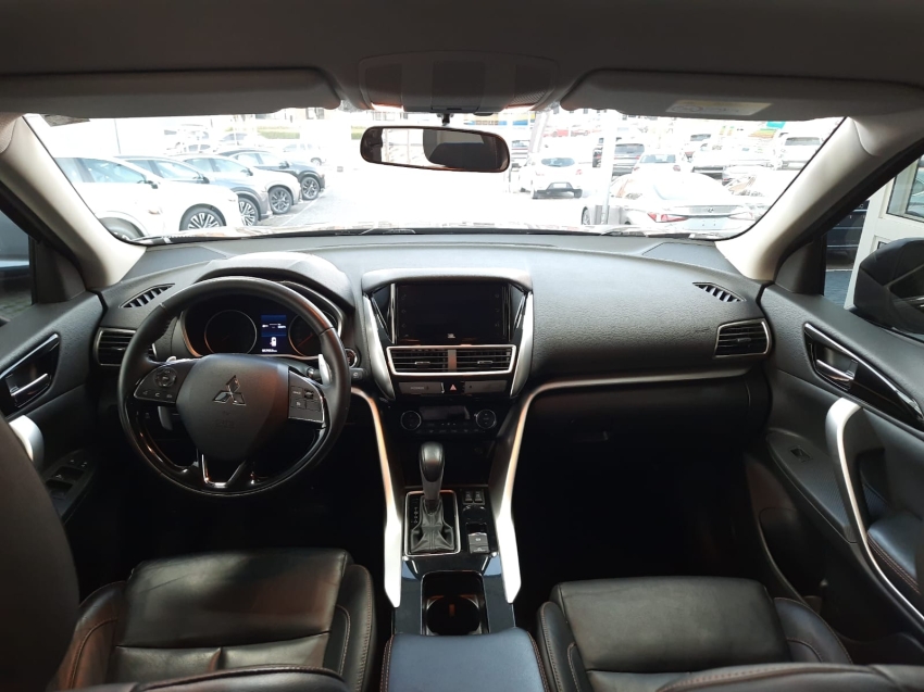mitsubishi eclipse 1.5 gasolina 2020