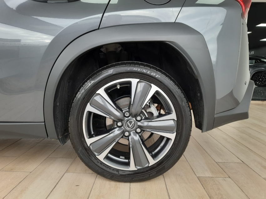 lexus ux 250h 2.0 vvt-i hybrid dynamic cvt hibrido 4p automatico 2024