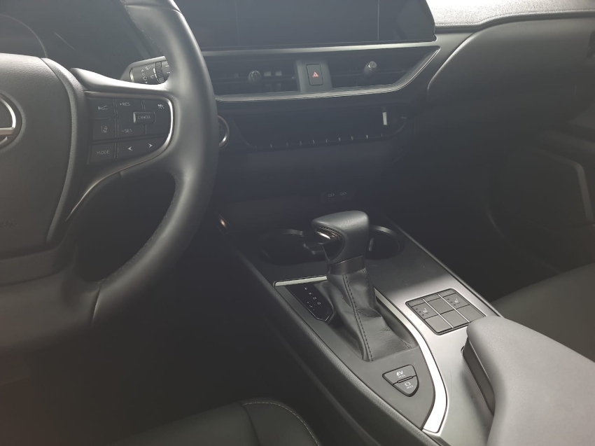 lexus ux 250h 2.0 vvt-i hybrid dynamic cvt hibrido 4p automatico 2024