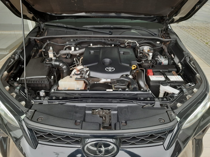 toyota hilux sw4 2.8 d-4d turbo diesel diamond 7l 4x4 automatico 4p 2022