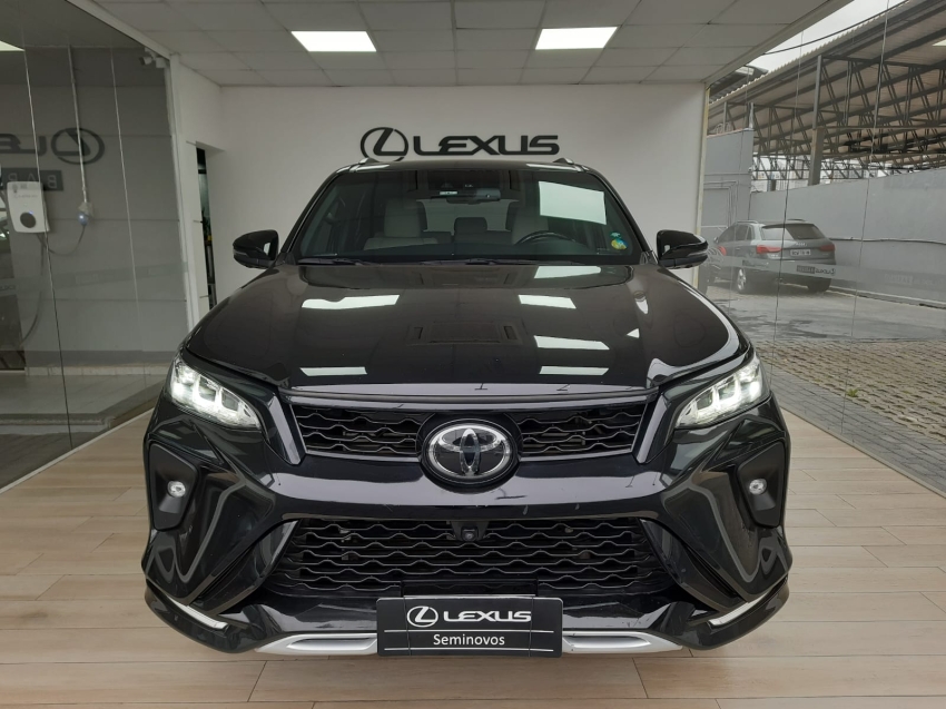 toyota hilux sw4 2.8 d-4d turbo diesel diamond 7l 4x4 automatico 4p 2022