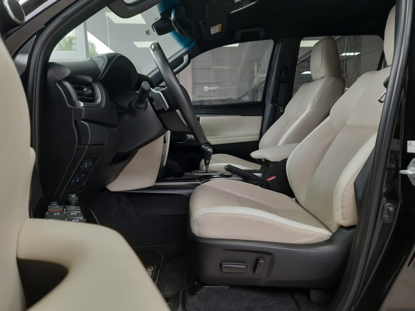 toyota hilux sw4 2.8 d-4d turbo diesel diamond 7l 4x4 automatico 4p 2022