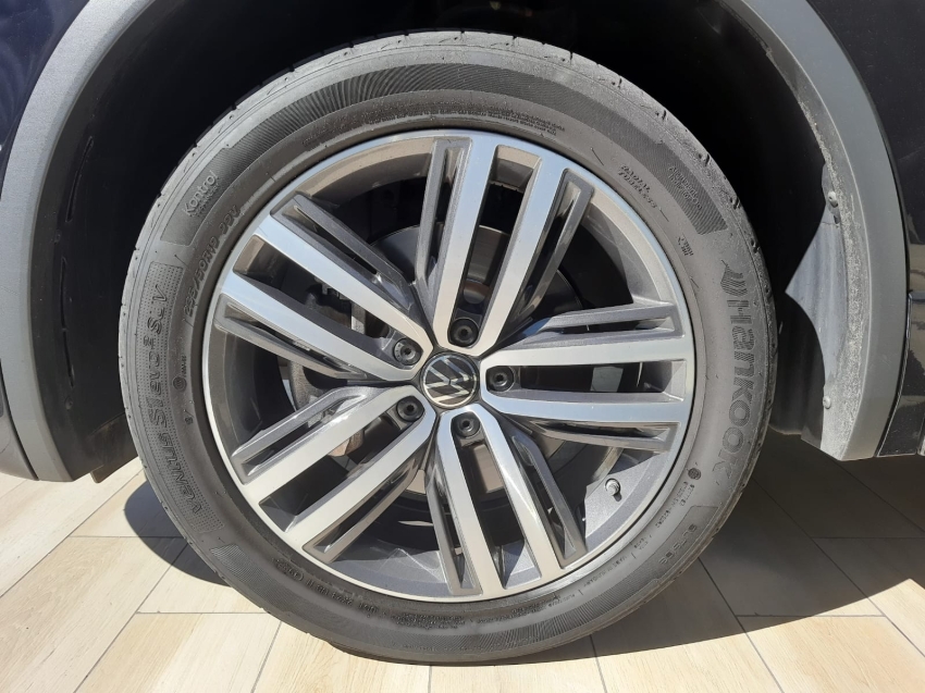 volkswagen tiguan 2.0 300 tsi gasolina allspace r-line automatico 4p 2024