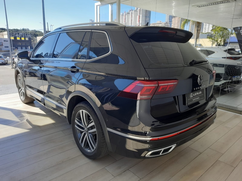 volkswagen tiguan 2.0 300 tsi gasolina allspace r-line automatico 4p 2024