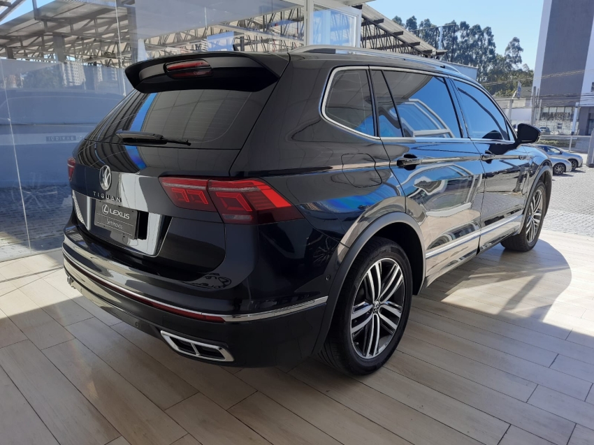 volkswagen tiguan 2.0 300 tsi gasolina allspace r-line automatico 4p 2024