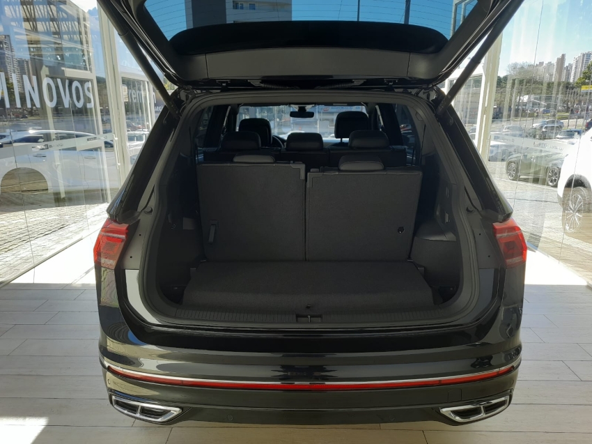 volkswagen tiguan 2.0 300 tsi gasolina allspace r-line automatico 4p 2024