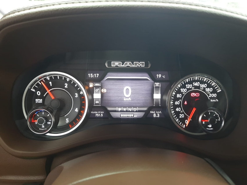 ram 3500 6.7 i6 turbo diesel laramie cd 4x4 automatico 4p 2022