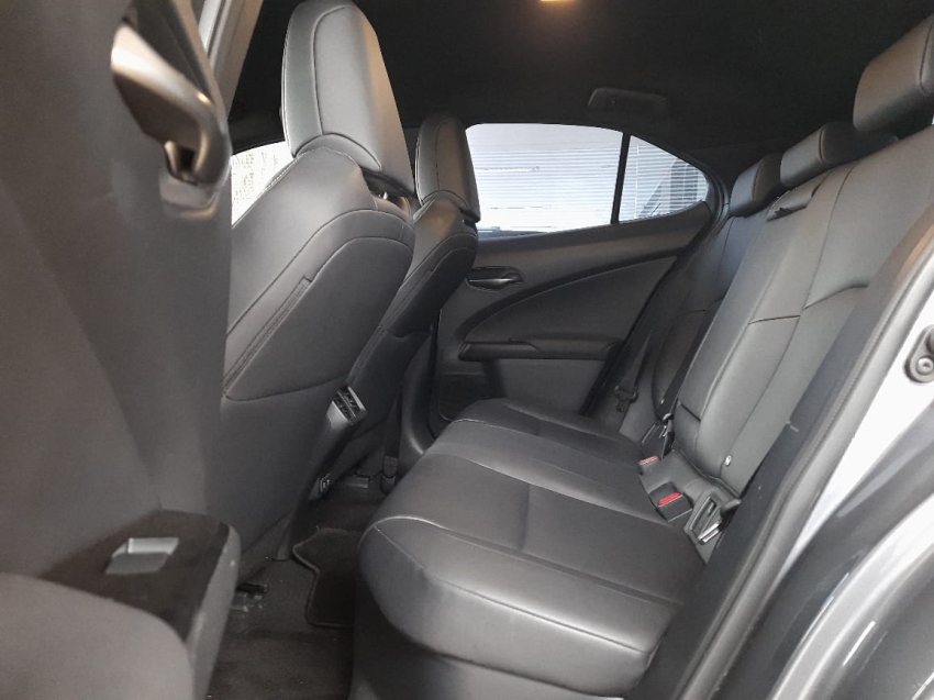 lexus ux 250h 2.0 vvt-i hybrid dynamic cvt hibrido 4p automatico 2019