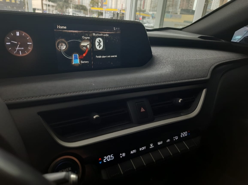 lexus ux 250h 2.0 vvt-i hybrid dynamic cvt hibrido 4p automatico 2019