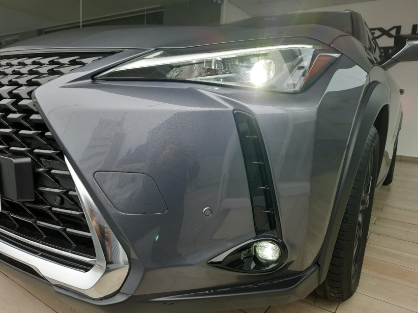 lexus ux 250h 2.0 vvt-i hybrid dynamic cvt hibrido 4p automatico 2019