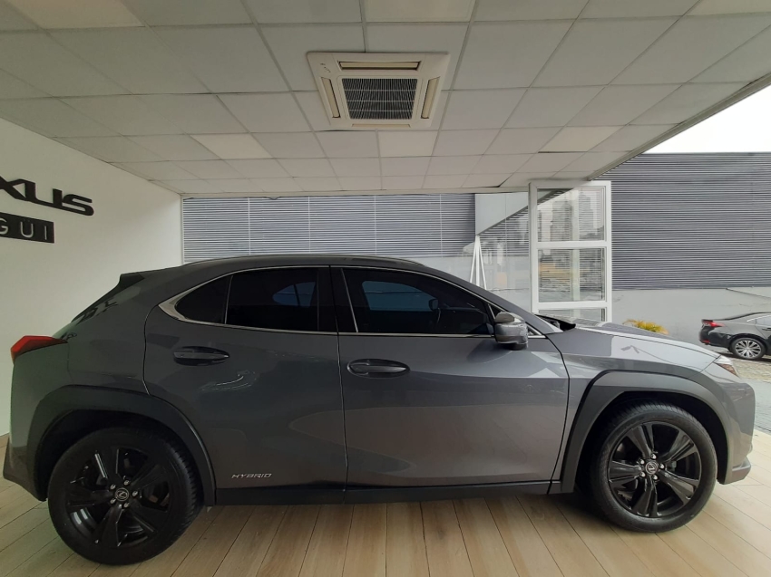 lexus ux 250h 2.0 vvt-i hybrid dynamic cvt hibrido 4p automatico 2019