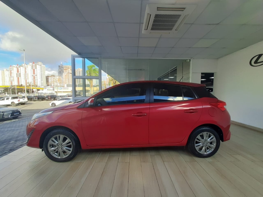 toyota yaris 1.5 16v flex xl plus connect multidrive 4p automatico 2022