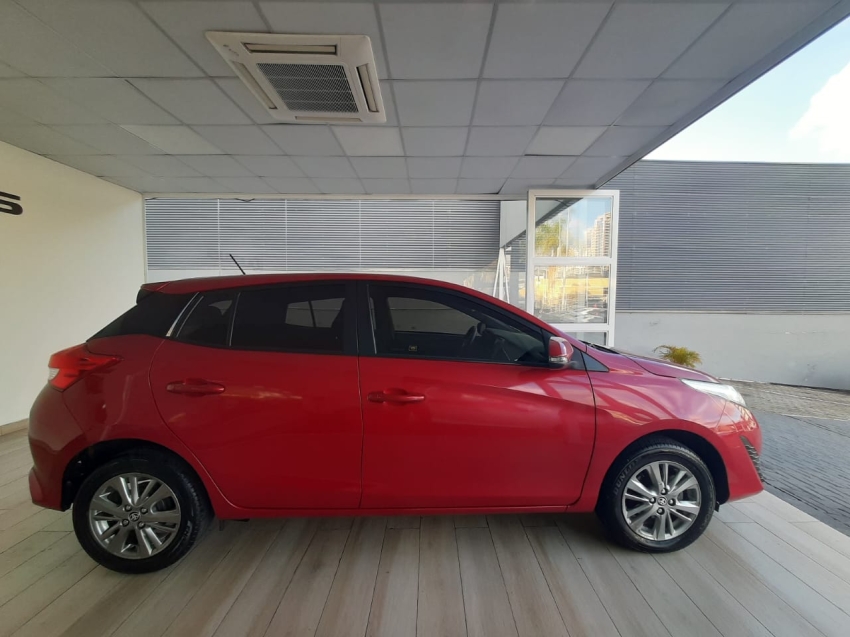 toyota yaris 1.5 16v flex xl plus connect multidrive 4p automatico 2022