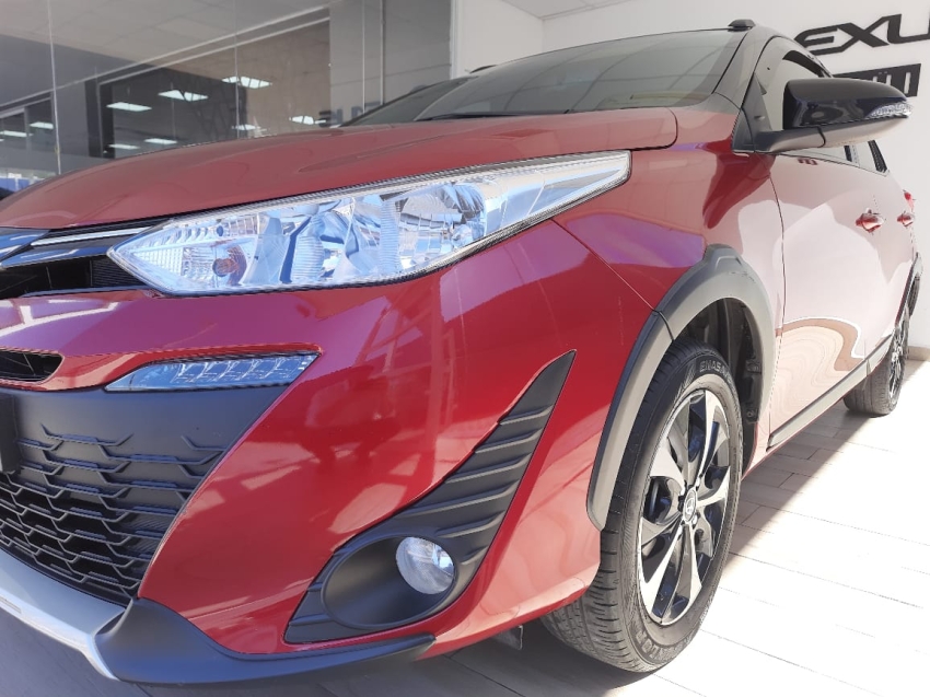 toyota yaris 1.5 16v flex x way connect multidrive 4p automatico 2022