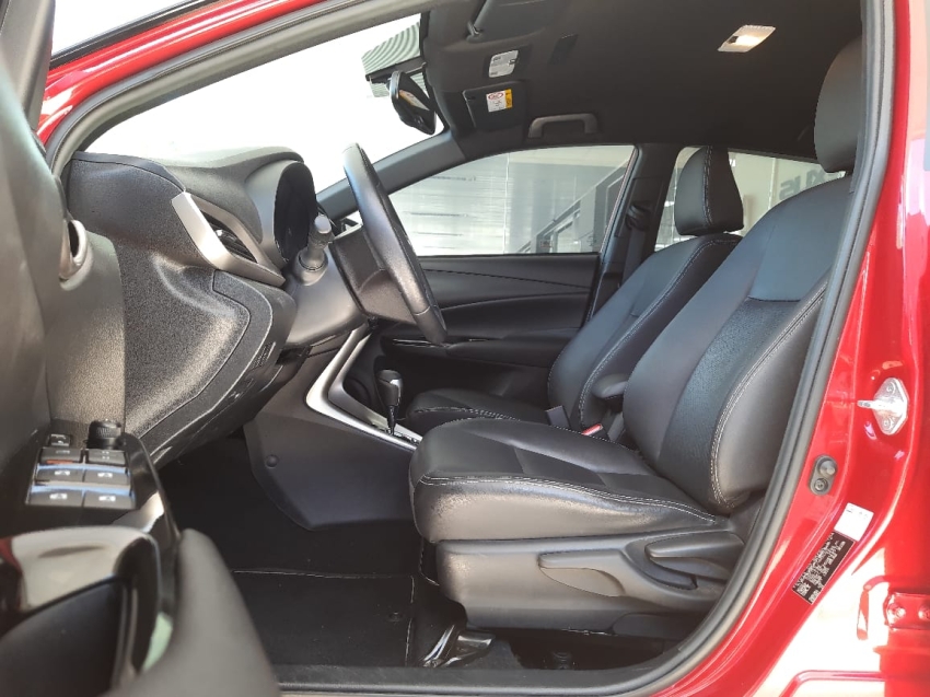 toyota yaris 1.5 16v flex x way connect multidrive 4p automatico 2022