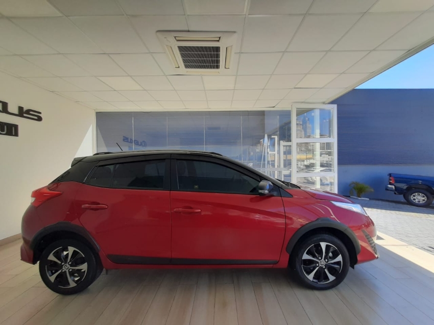 toyota yaris 1.5 16v flex x way connect multidrive 4p automatico 2022