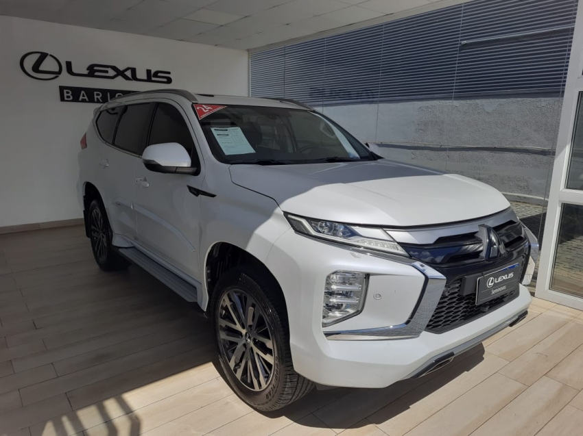 mitsubishi pajero sport 2.4 16v mivec turbo diesel legend awd automatico 4p 2024