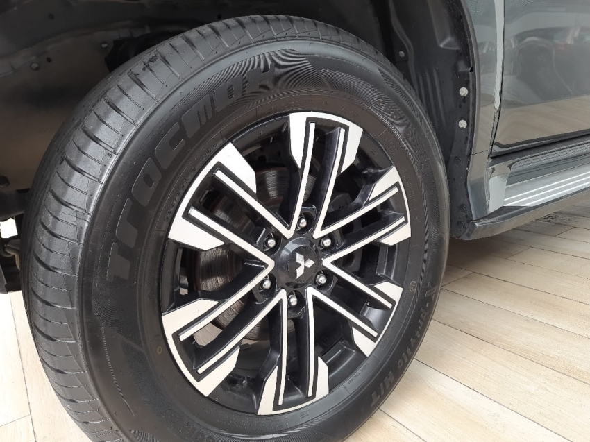 mitsubishi pajero sport 2.4 16v mivec turbo diesel hpe awd automatico 4p 2023