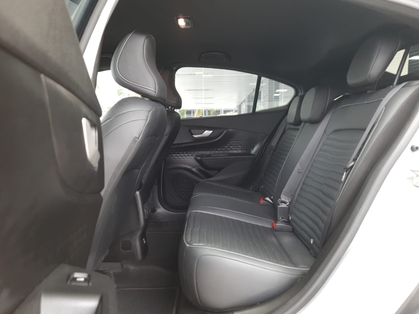 fiat fastback 1.0 turbo 200 flex impetus cvt 4p automatico 2024