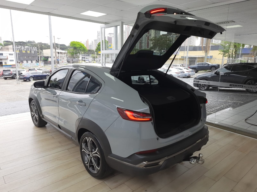 fiat fastback 1.0 turbo 200 flex impetus cvt 4p automatico 2024
