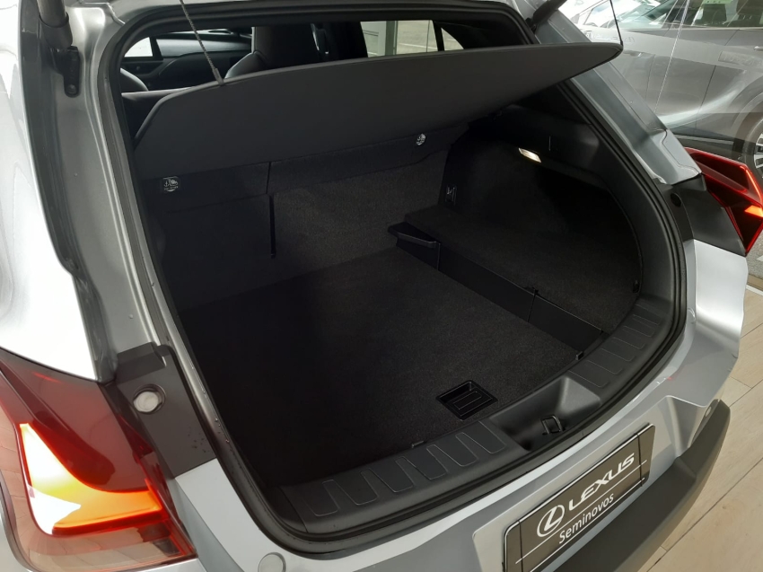 lexus ux 250h 2.0 vvt-i hybrid luxury cvt hibrido 4p automatico 202426