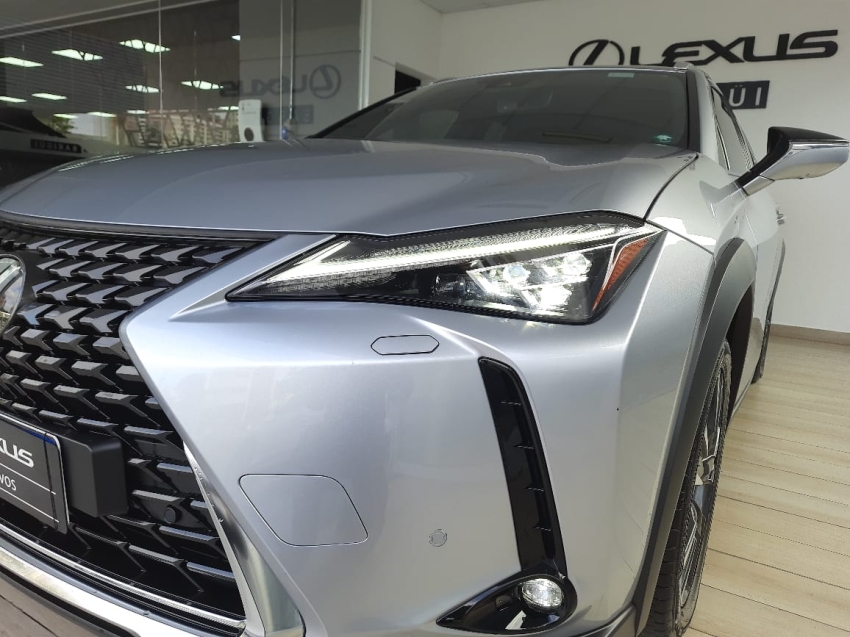 lexus ux 250h 2.0 vvt-i hybrid luxury cvt hibrido 4p automatico 20248
