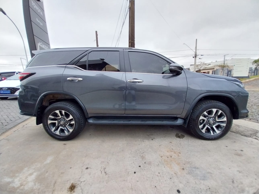 toyota hilux sw4 2.8 d-4d turbo diesel diamond 7l 4x4 automatico 4p 20247