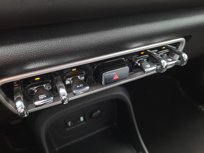 gwm ora 03 48 kw eletrico skin 2.0 4p automatico 202416