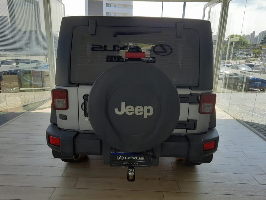 jeep wrangler 3.6 sport 4x4 v6 12v gasolina 2p automatico 4p 20155