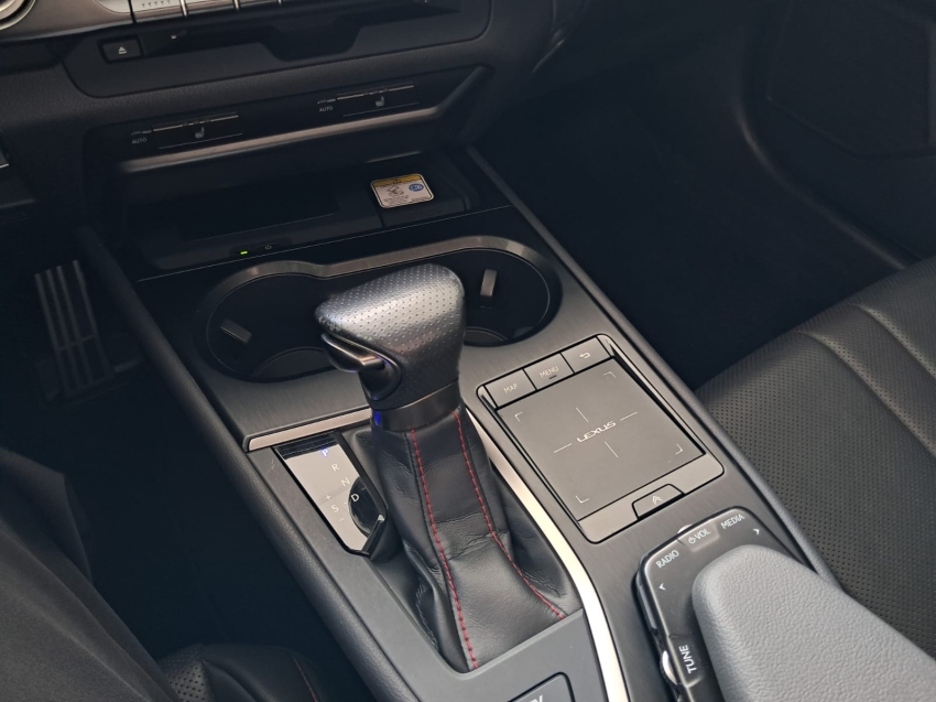 lexus ux 250h 2.0 vvt-i hybrid f-sport cvt hibrido 4p automatico 201915