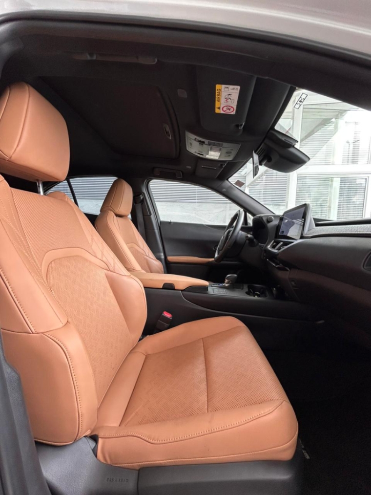 lexus ux 300h 2.0 vvt-i hybrid cvt hibrido 4p automatico 20257