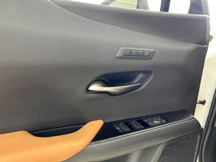 lexus ux 300h 2.0 vvt-i hybrid cvt hibrido 4p automatico 202511
