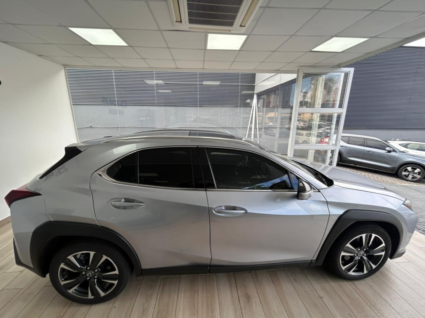 lexus ux 300h 2.0 vvt-i hybrid cvt hibrido 4p automatico 20254