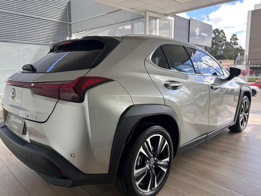 lexus ux 300h 2.0 vvt-i hybrid cvt hibrido 4p automatico 20255