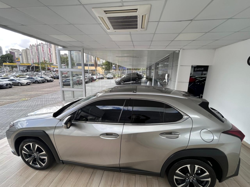 lexus ux 300h 2.0 vvt-i hybrid cvt hibrido 4p automatico 20257