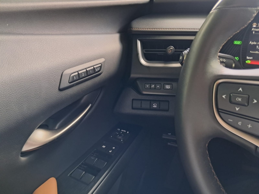 lexus ux 250h 2.0 vvt-i hybrid luxury cvt hibrido 4p automatico 202215