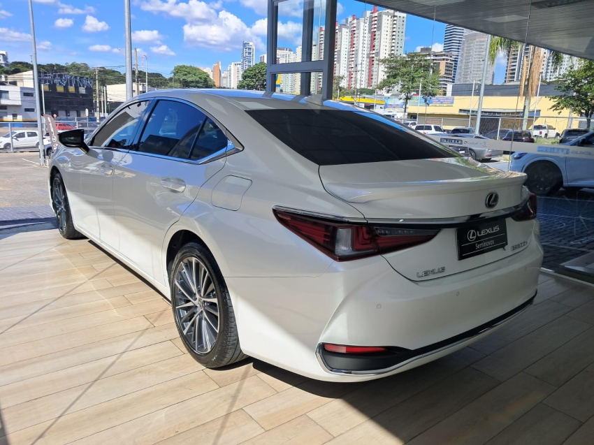 lexus es 300h 2.5 16v hibrido luxury cvt 4p automatico 20233